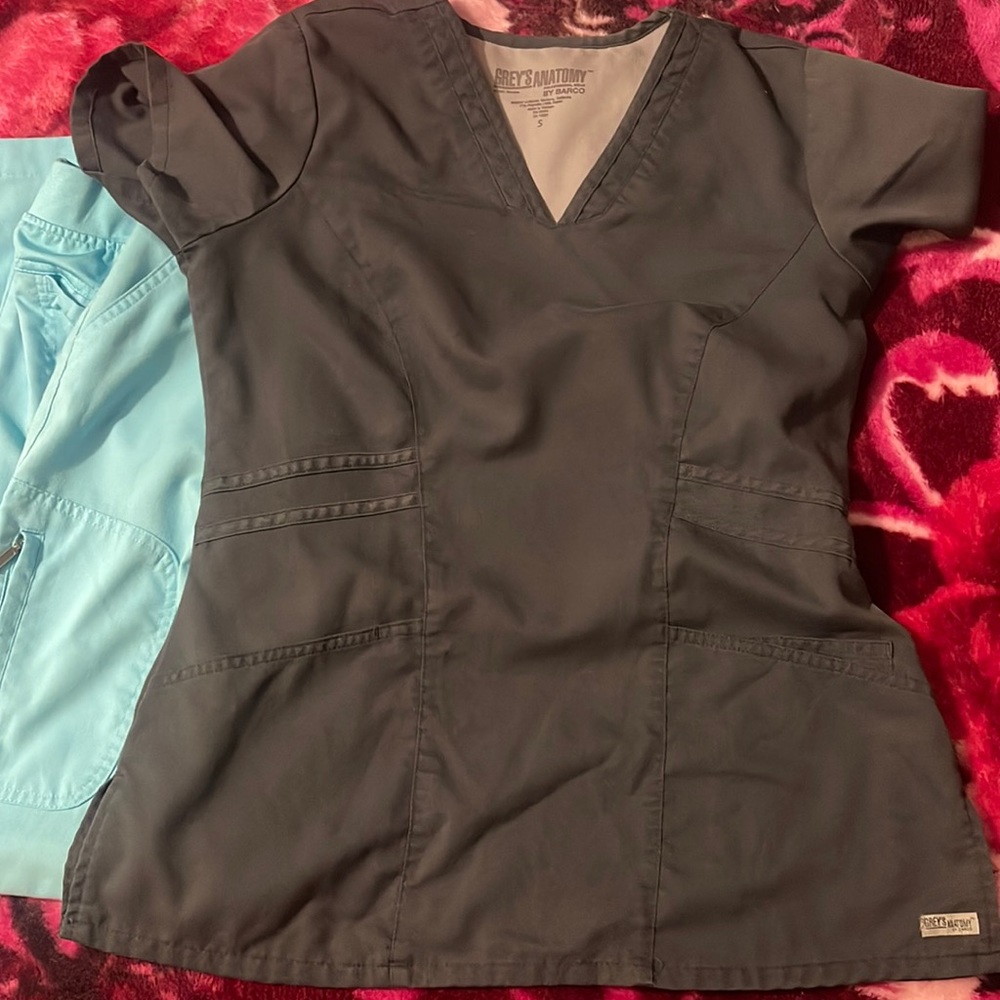 Greys Anatomy scrub set
